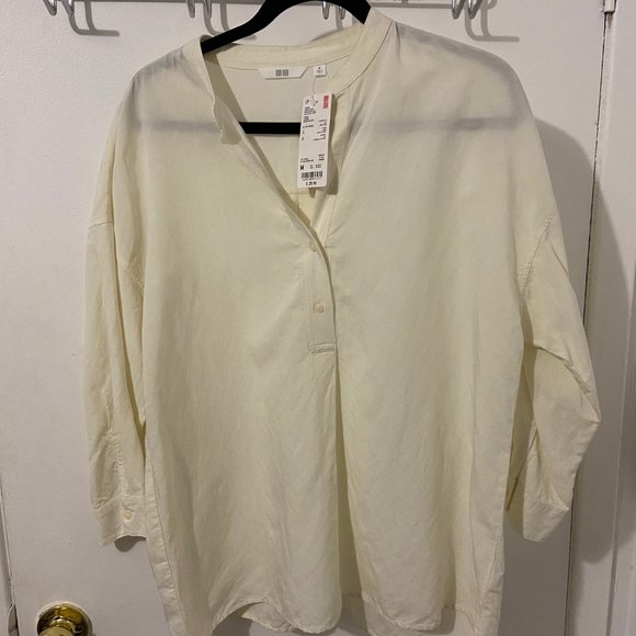 Uniqlo shirt - Picture 2 of 6
